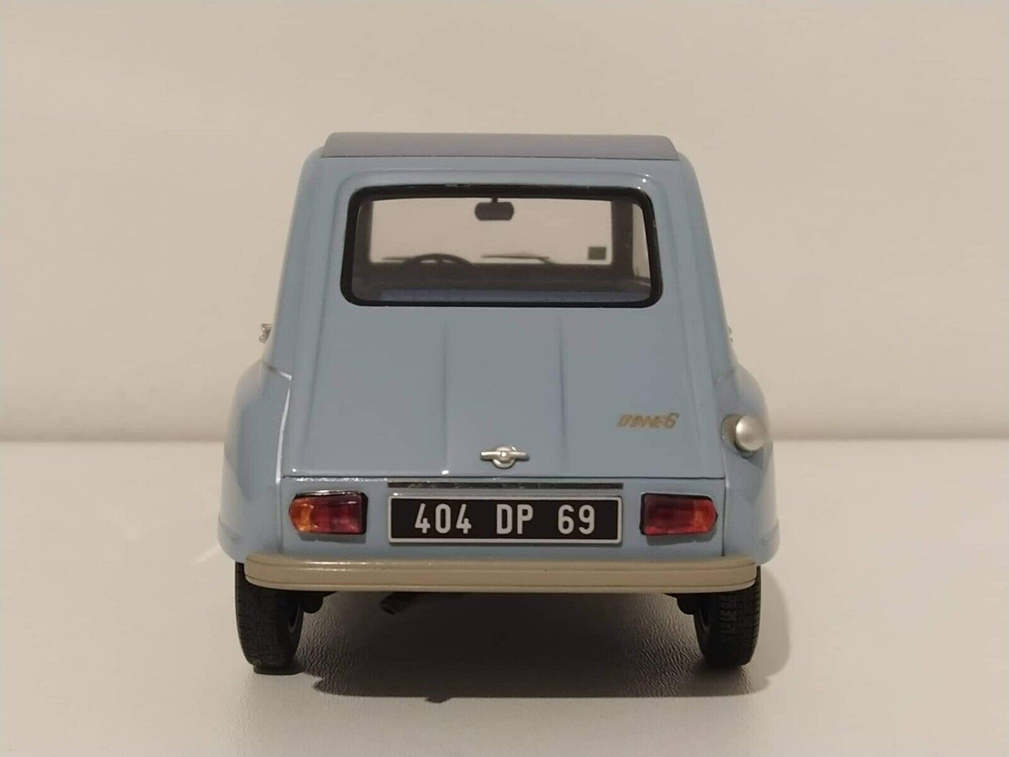 Citroen Dyane - Ottomobile 1:18 GM Shop