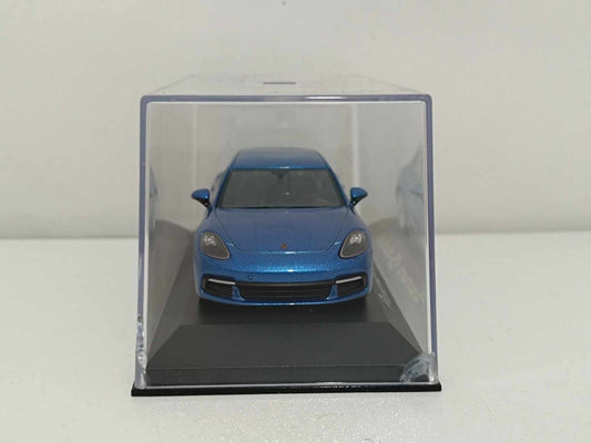 Porsche Panamera 4S Diesel - Minichamps 1:43 GM Shop