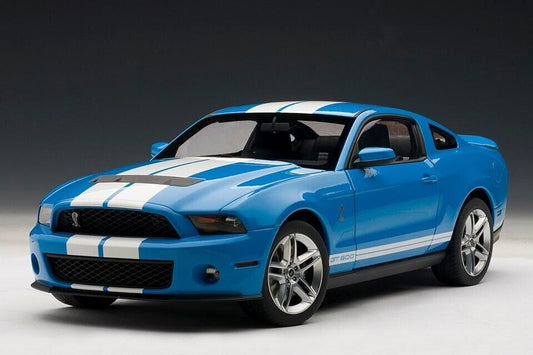 Ford Mustang Shelby GT 500 (2010) - Autoart 1:18 GM Shop