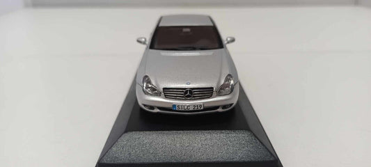 Mercedes-Benz CLS-Class Classe CLS Minichamps 1:43 Silver Usato + Teca