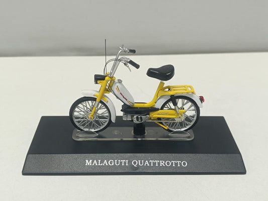Malaguti Quattrotto Motorino Edicola Leo Models 1:18 Usato + Basetta