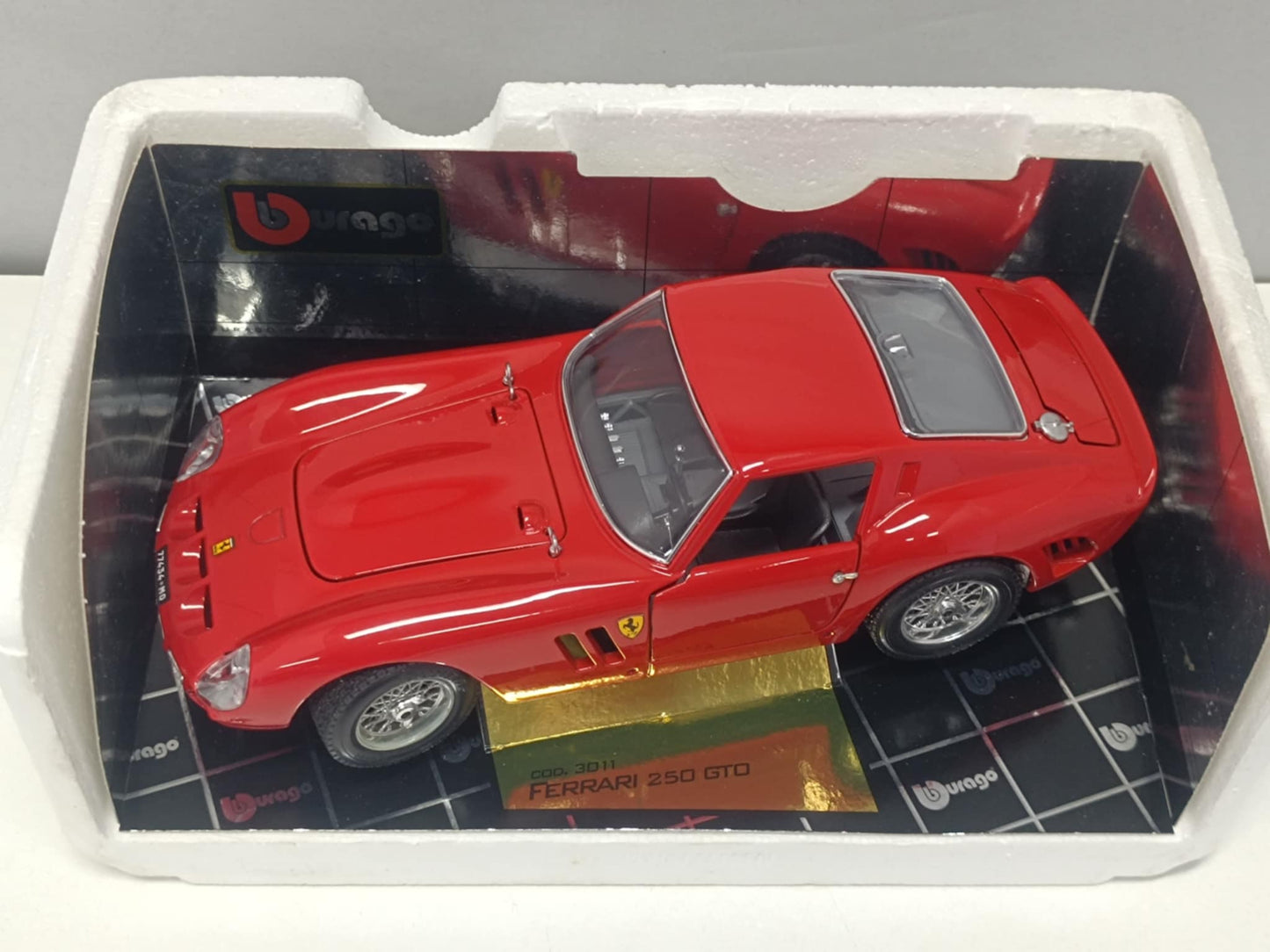 Ferrari GTO 1962 Rosso Red Burago Bburago 1:18 Usato 1/18 Made in Italy