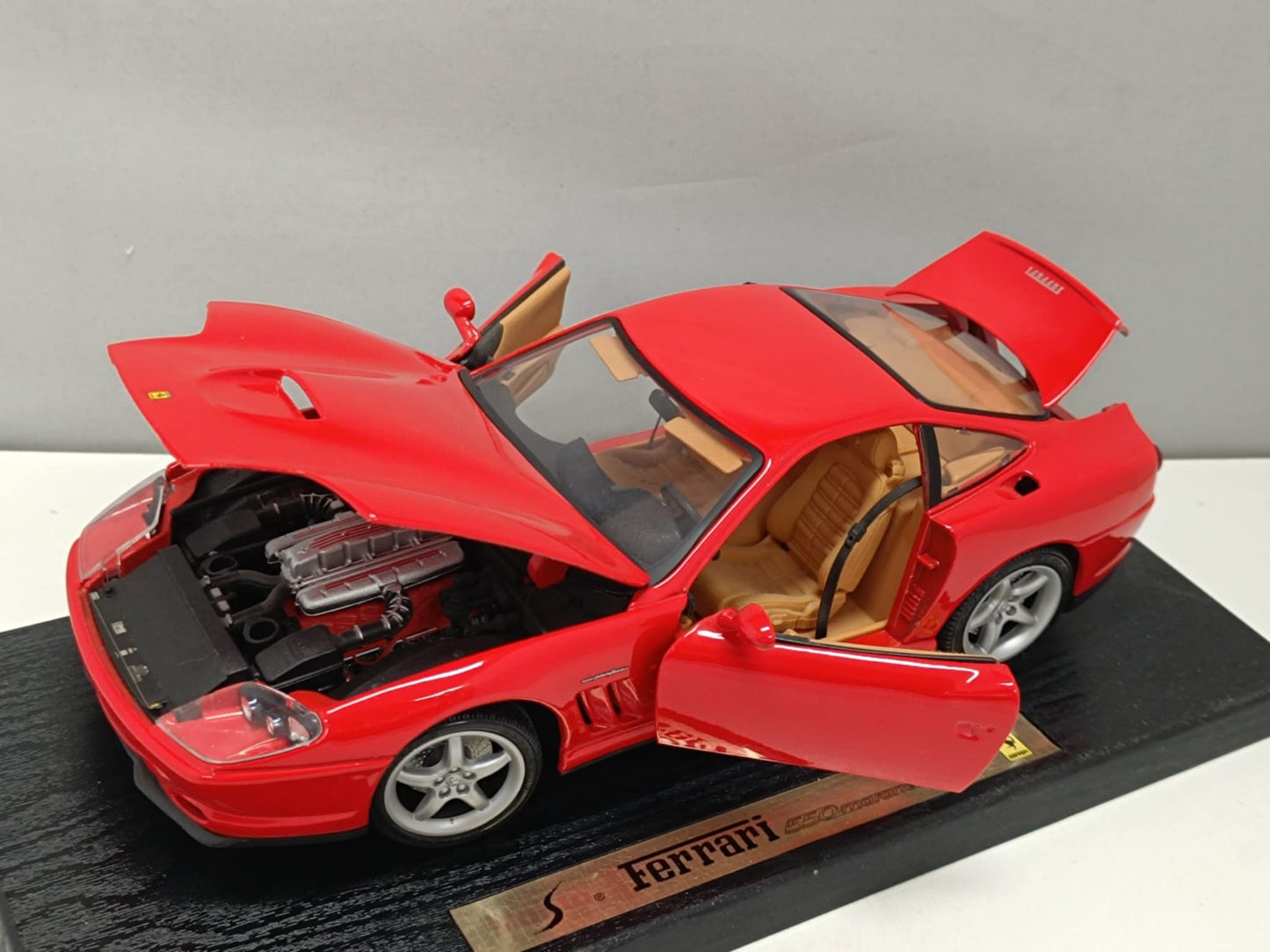 Ferrari 550 Maranello 1996 Red Rosso Maisto 1:18 Usato + Box 1/18