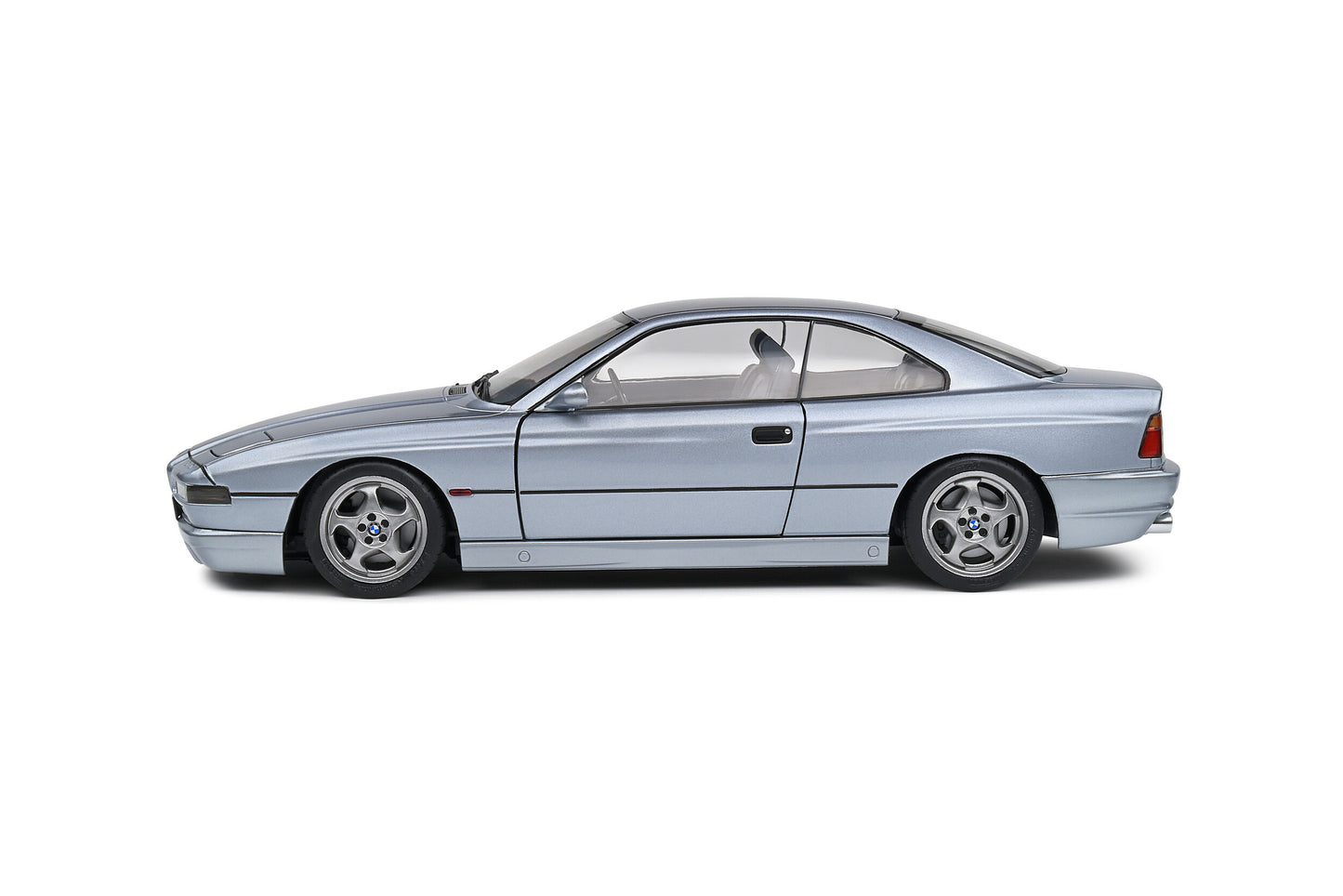 BMW 850 CSI E31 Silver Grey Met 1992 Solido 1:18 Nuovo 1/18