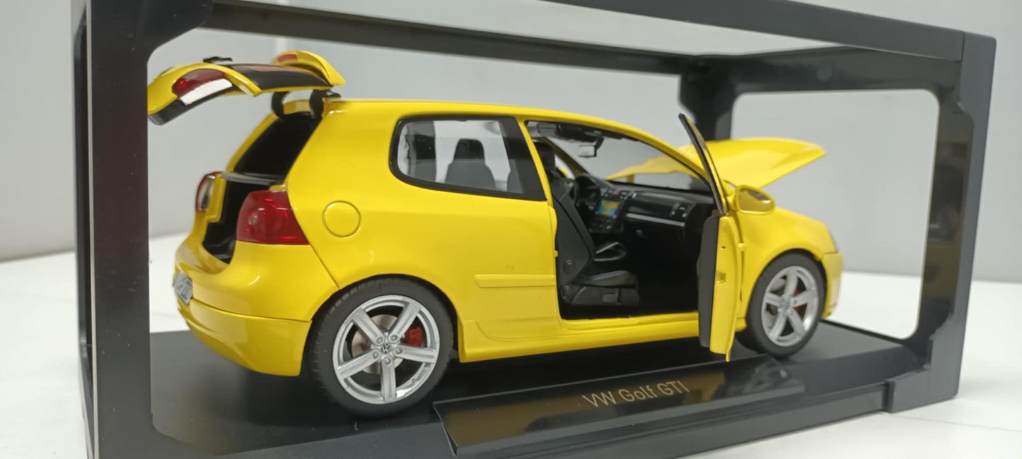 Volkswagen Golf GTI Pirelli Giallo Yellow 2007 Norev 1:18 Usato Limited Edition