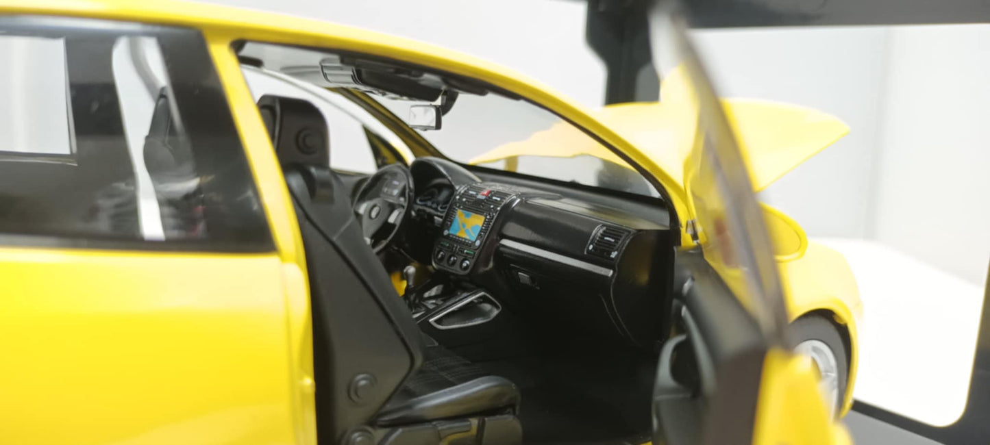 Volkswagen Golf GTI Pirelli Giallo Yellow 2007 Norev 1:18 Usato Limited Edition