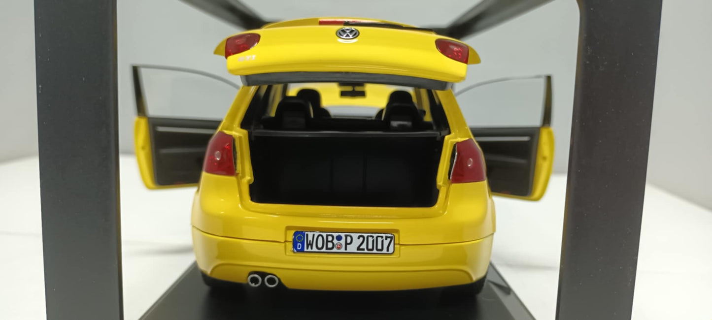 Volkswagen Golf GTI Pirelli Giallo Yellow 2007 Norev 1:18 Usato Limited Edition