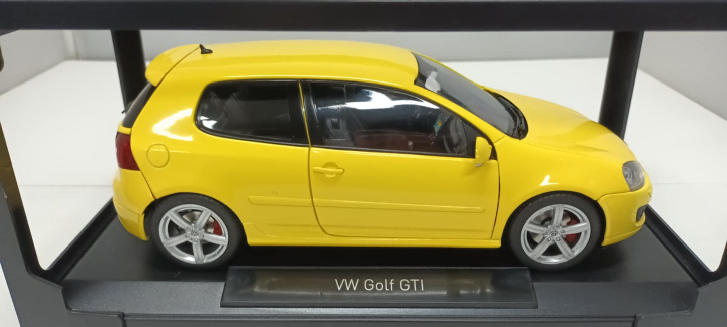 Volkswagen Golf GTI Pirelli Giallo Yellow 2007 Norev 1:18 Usato Limited Edition