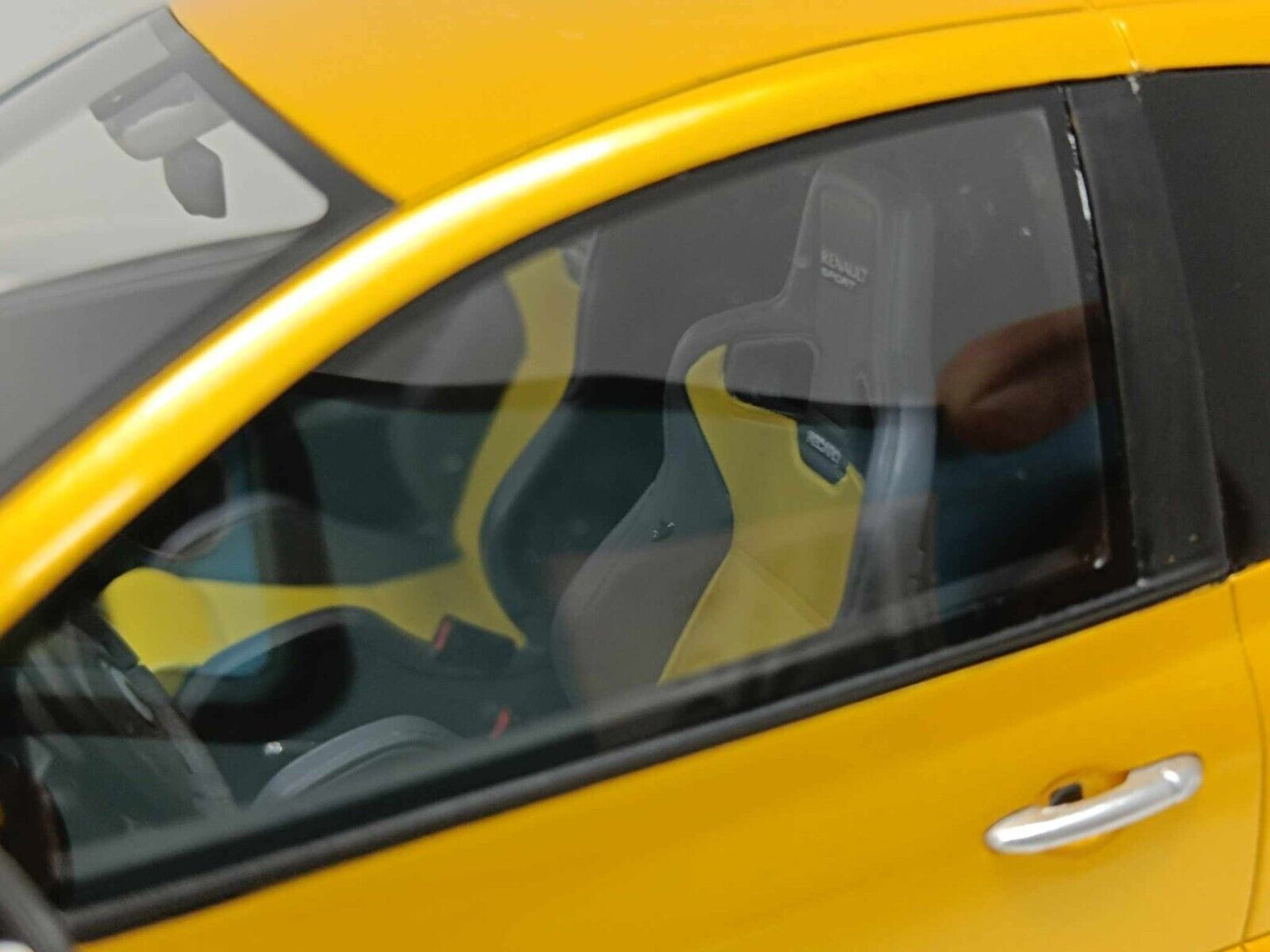 Renault Clio 3 RS ph.2 Sport Cup yellow 2010 Ottomobile 1:18 Nuovo Limited