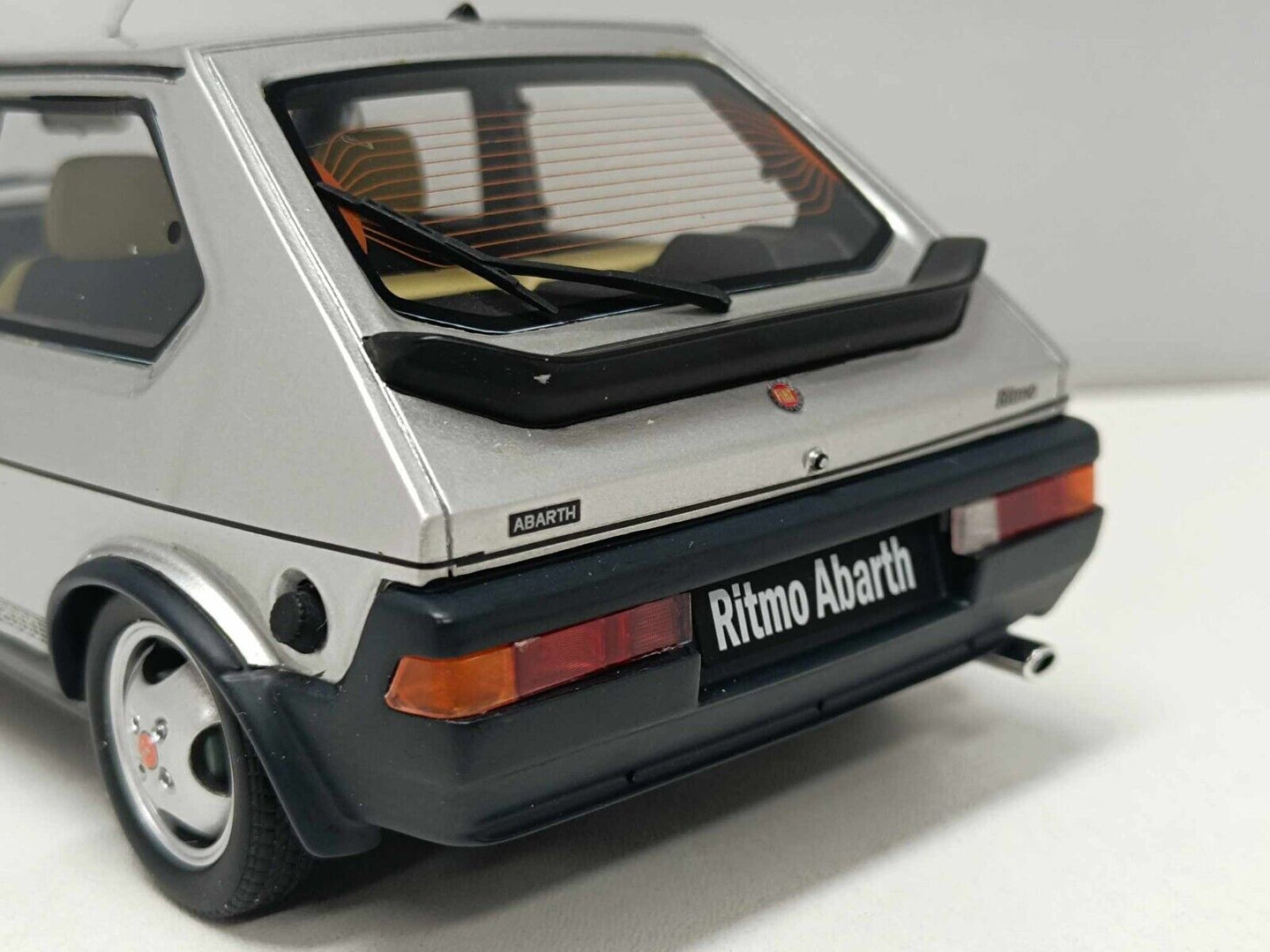 Fiat Ritmo 125 TC Abarth 1982 Silver Grigio - Laudoracing 1:18 Usato + Box Rare
