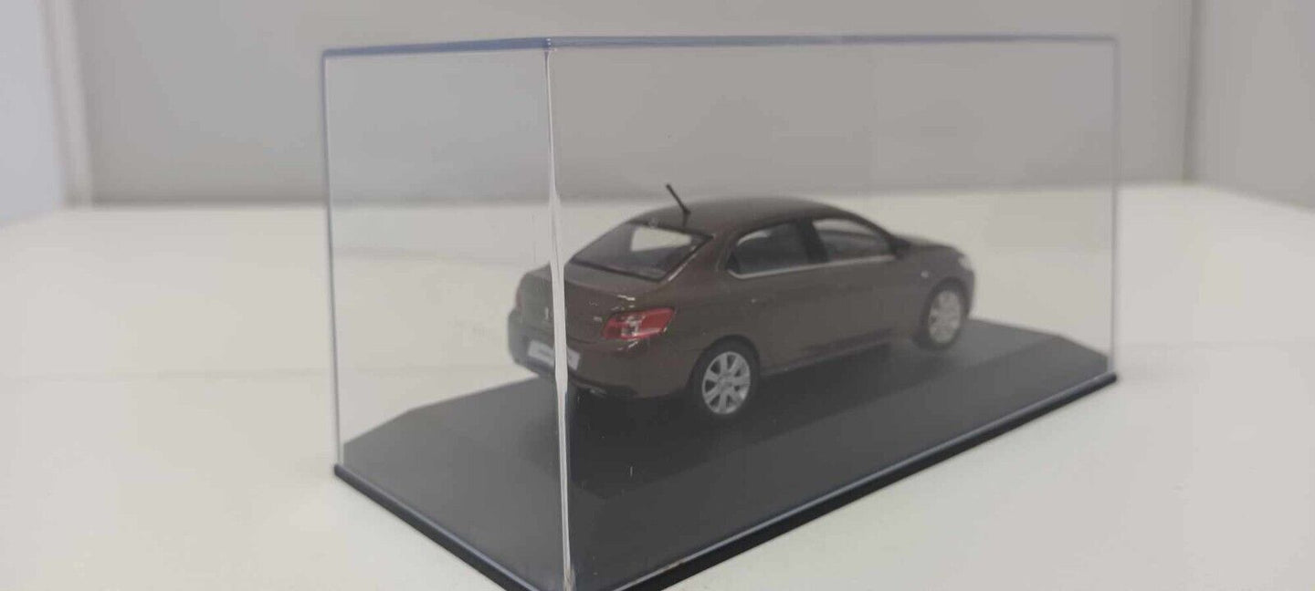 Peugeot 301 4 p 2012 Brown - Norev 1:43 Usato + Teca + Box