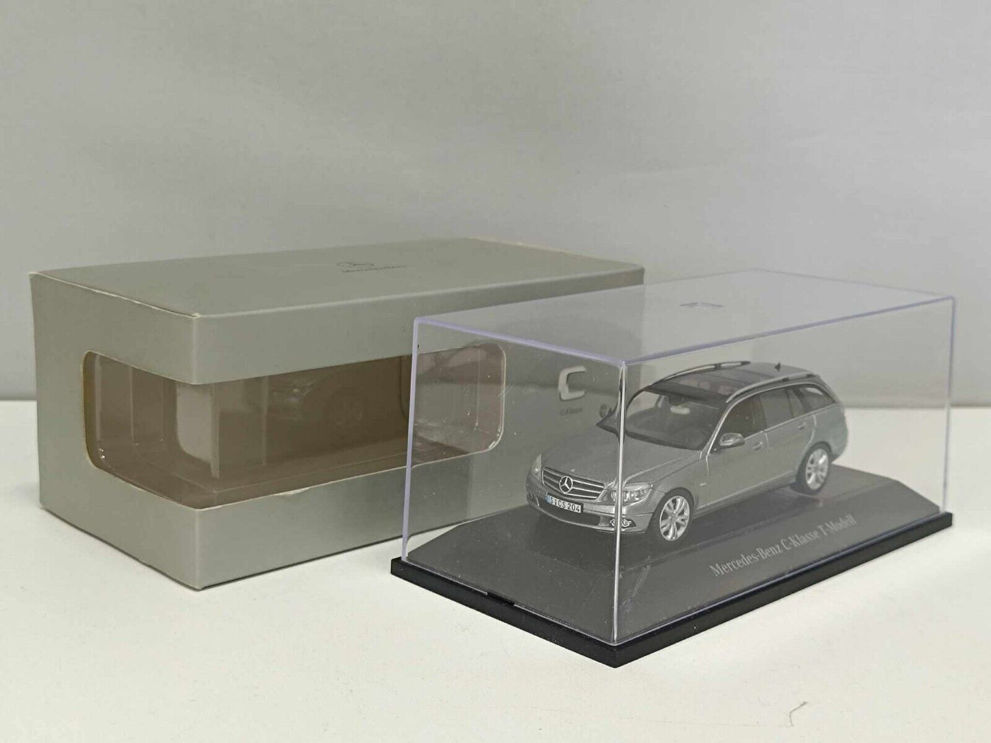 Mercedes-Benz C Klasse T-Modell W204 2007 Palladium Silver Schuco 1:43 Dealer