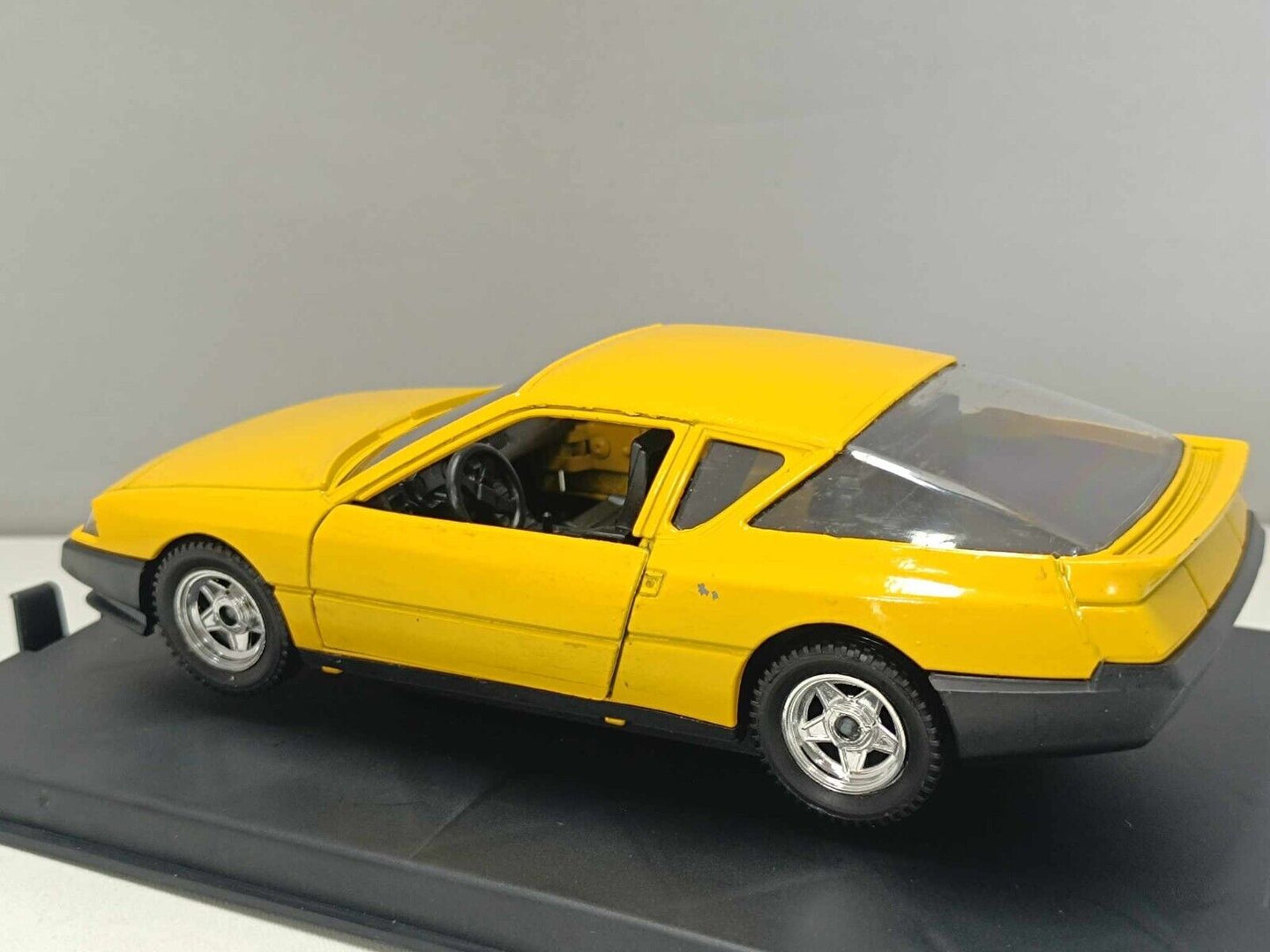 Renault Alpine Turbo Yellow 02304 - Polistil 1:25 Usato + Box no Decals