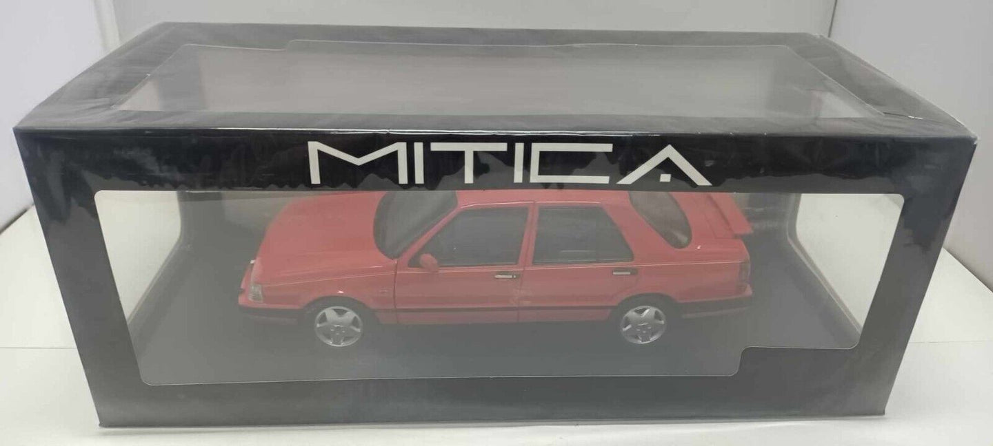 Lancia Thema 8.32 Ferrari 1988 Rosso Ferrari Red Mitica 1:18 Nuovo 1/18