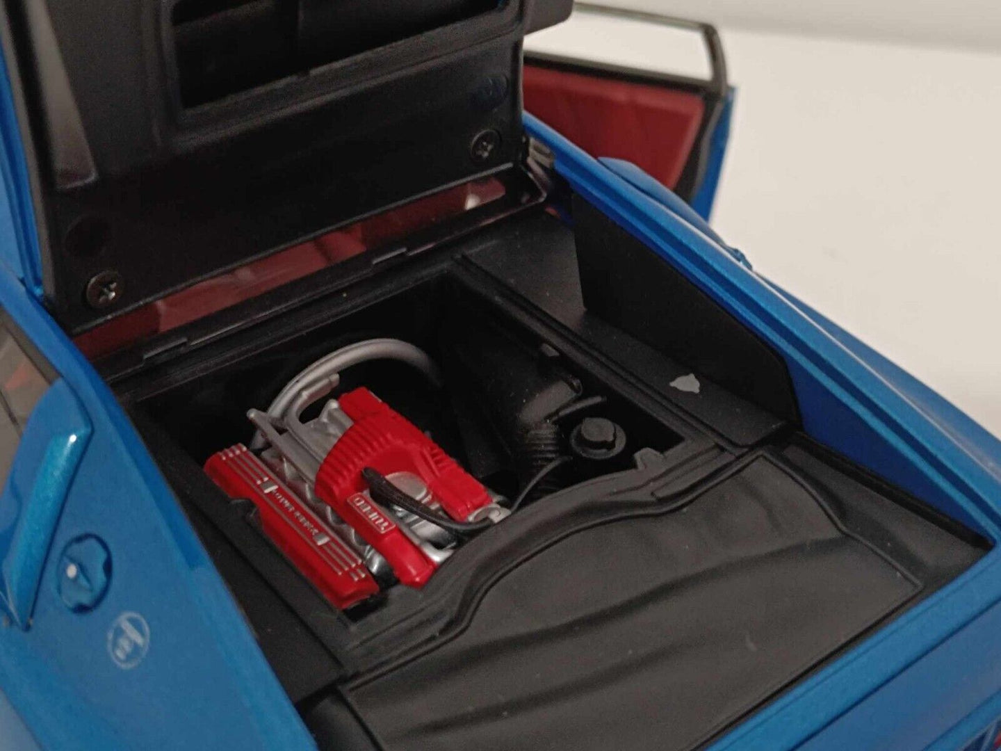 Lotus Esprit Turbo Essex Blue RHD - Autoart 1:18 GM Shop 