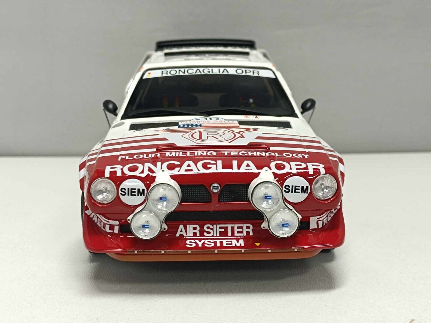 Lancia Delta S4 GR.B Olympus Rally 1986 - Ottomobile 1:18 Nuovo Limited