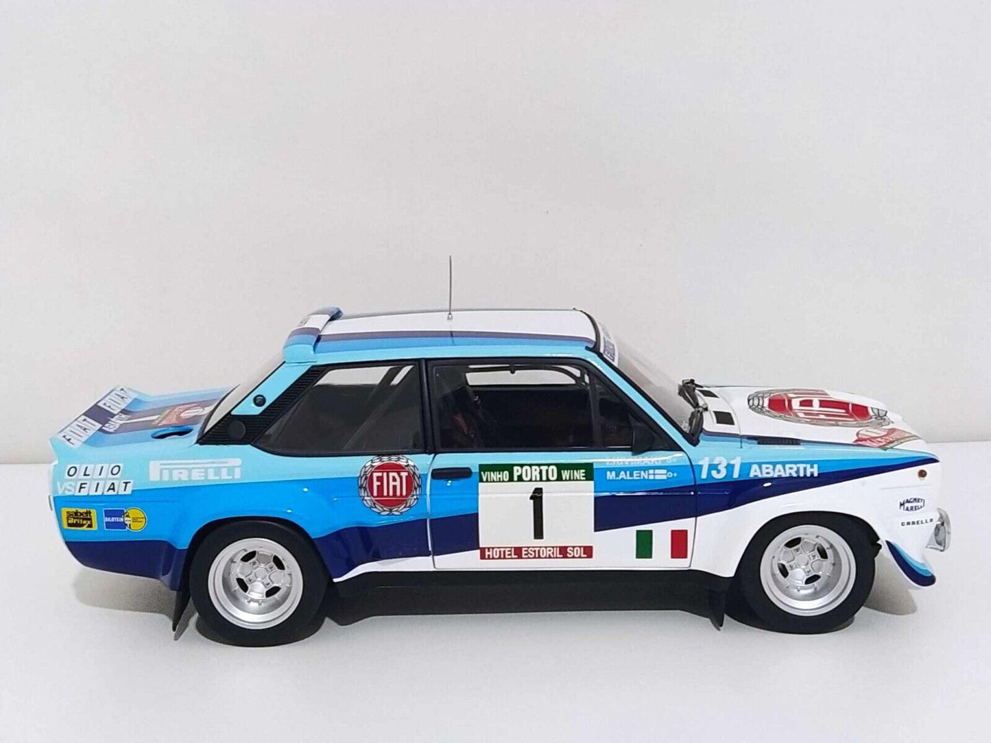 Fiat 131 Abarth "Works" Winner Rally Portugal 1981 #1 M. Alen - Kyosho 1:18 GMS