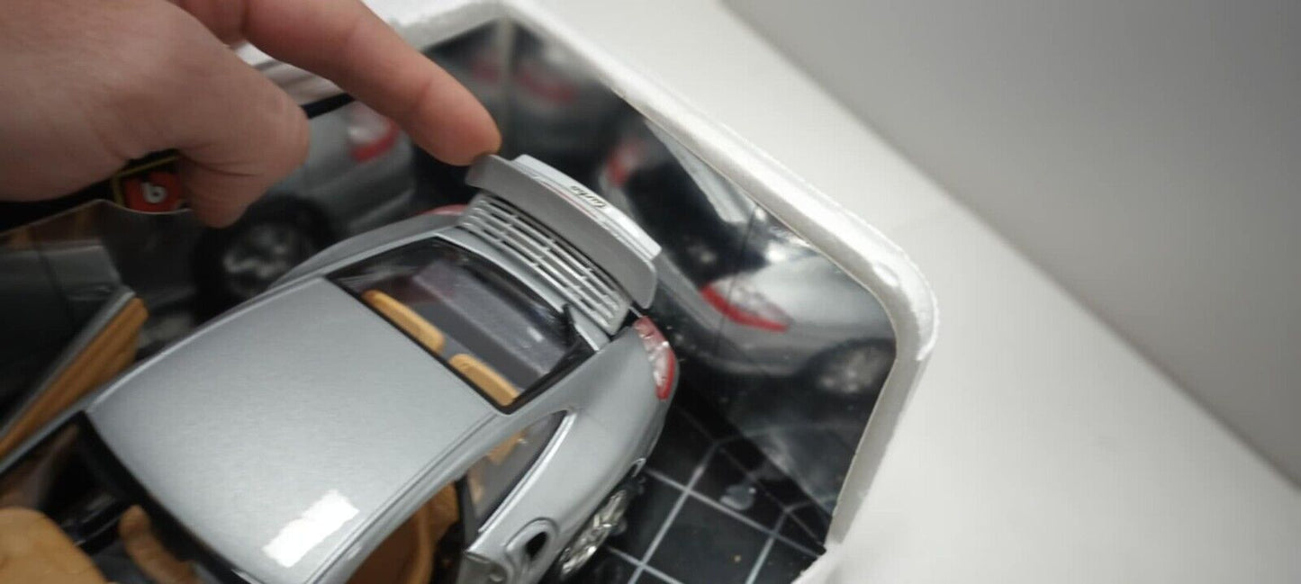 Porsche 911 Turbo 1999 Silver Burago Bburago 1:18 Made in Italy Usato 1/18