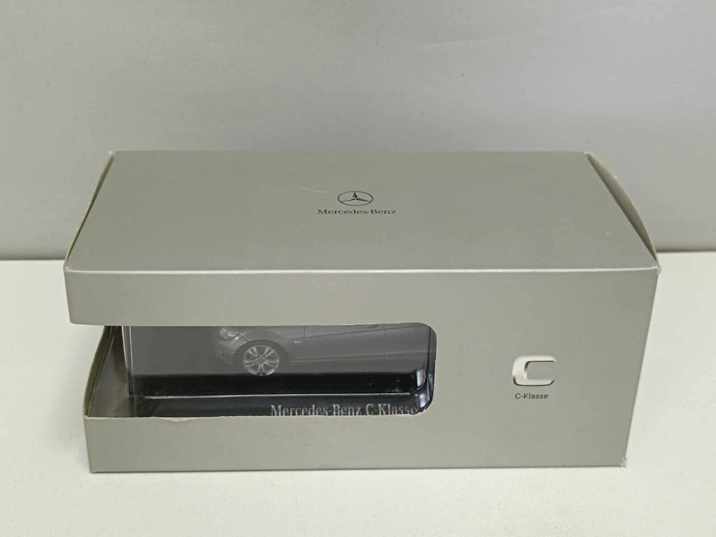 Mercedes-Benz C Klasse T-Modell W204 2007 Palladium Silver Schuco 1:43 Dealer