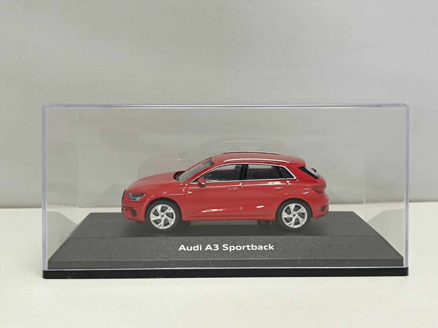 Audi A3 Sportback 4th 2020 - I-Scale 1:43 Rosso Usato