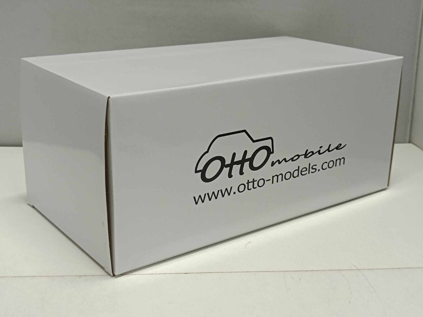 Lancia Delta S4 GR.B Olympus Rally 1986 - Ottomobile 1:18 Nuovo Limited
