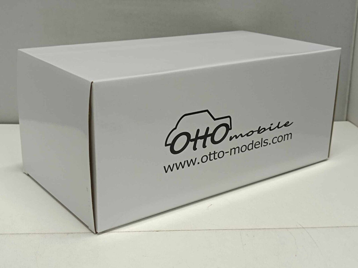 Lancia Delta S4 GR.B Olympus Rally 1986 - Ottomobile 1:18 Nuovo Limited