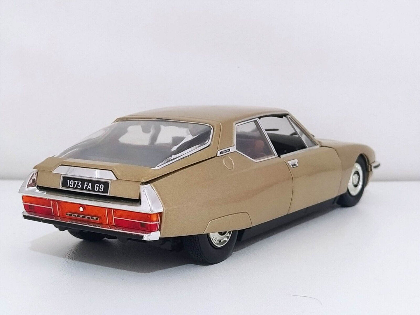 Citroen SM Norev 1/18 Gold Usato + Box GM Shop