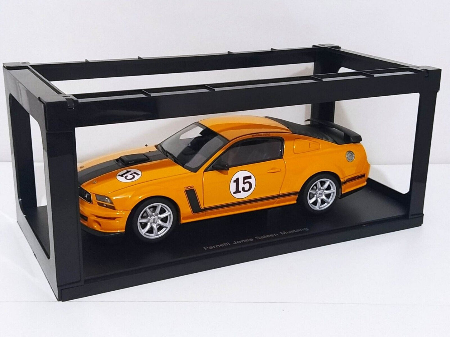 Saleen Mustang Parnelli Jones #15 2007 - Autoart 1:18