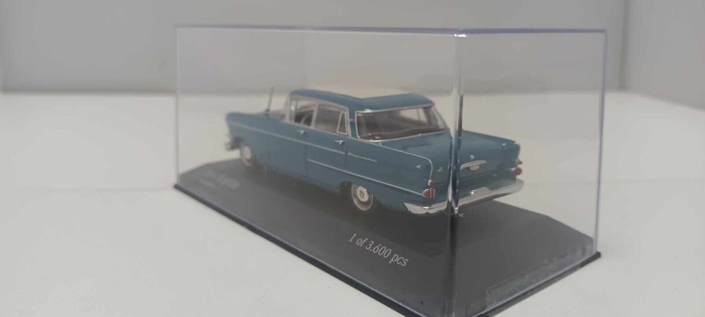 Opel Kapitan Bavariablau 1959 Blu Minichamps 1:43 Usato Limited Edition 3600 pcs