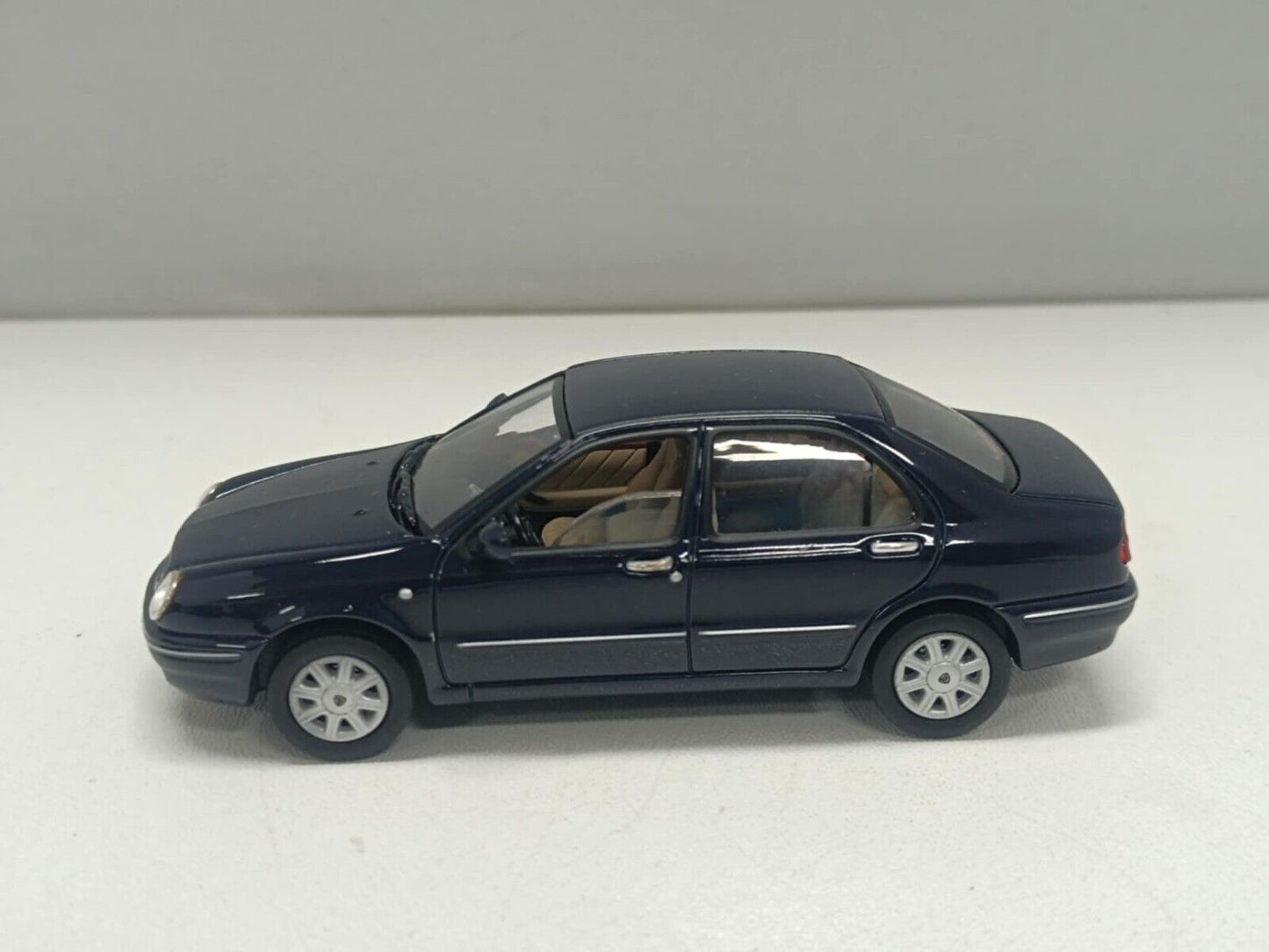 Lancia Lybra 1999 Box Gift Set Blue Blu Scuro - Solido 1:43 Usato 1/43