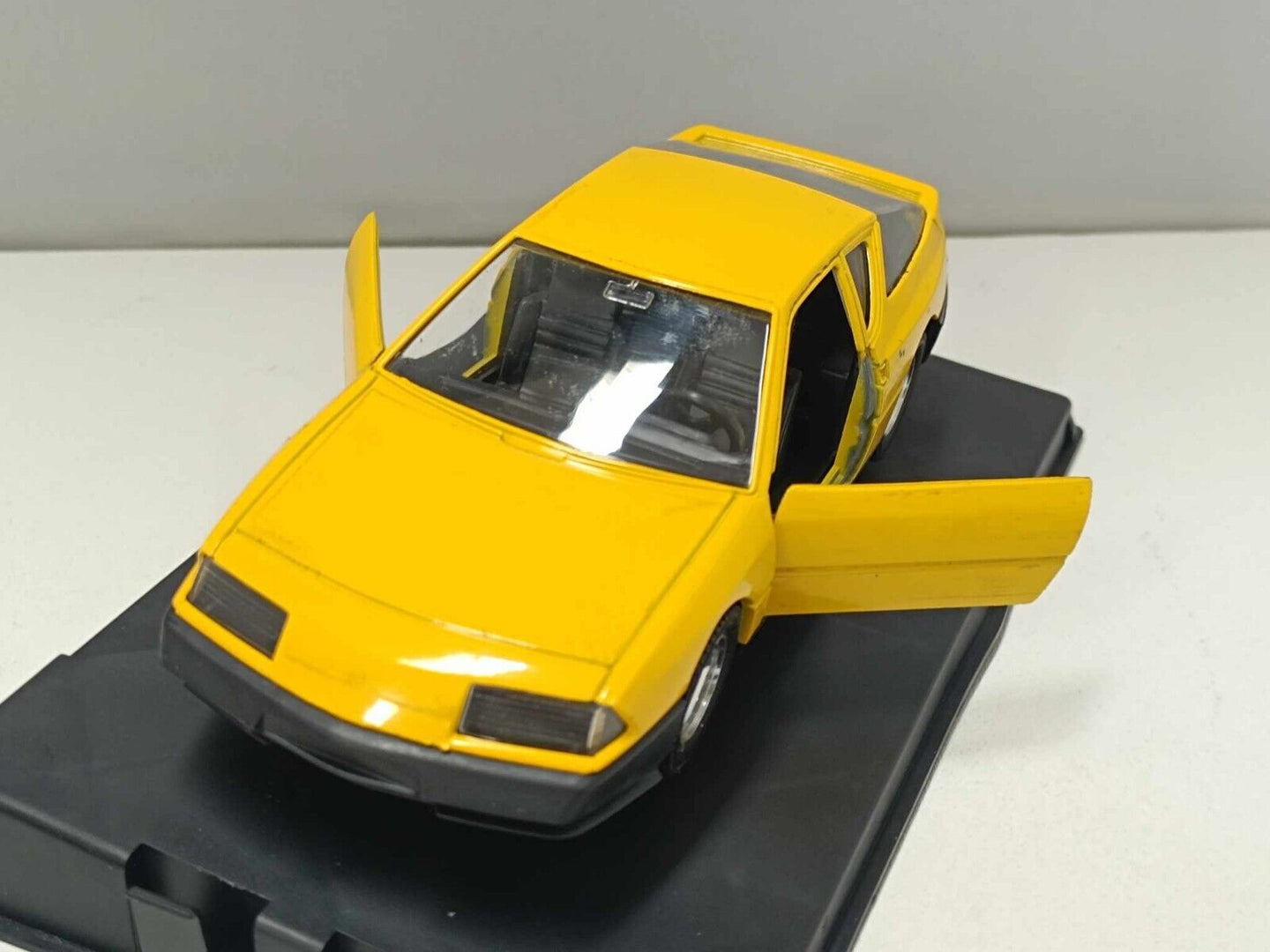 Renault Alpine Turbo Yellow 02304 - Polistil 1:25 Usato + Box no Decals