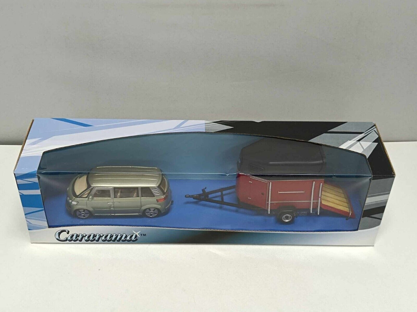 Volkswagen Microbus 2001 Verde  Green + Van Porta Cavalli - Cararama 1:43 Nuovo