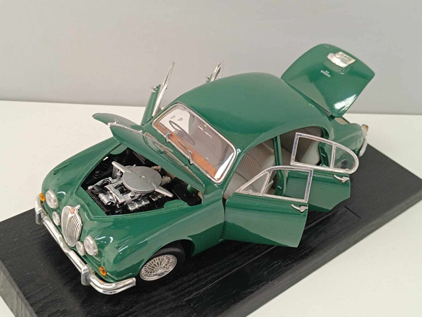 Jaguar Mark 2 1959 Verde Maisto 1/18 Green Usato + Box GM Shop