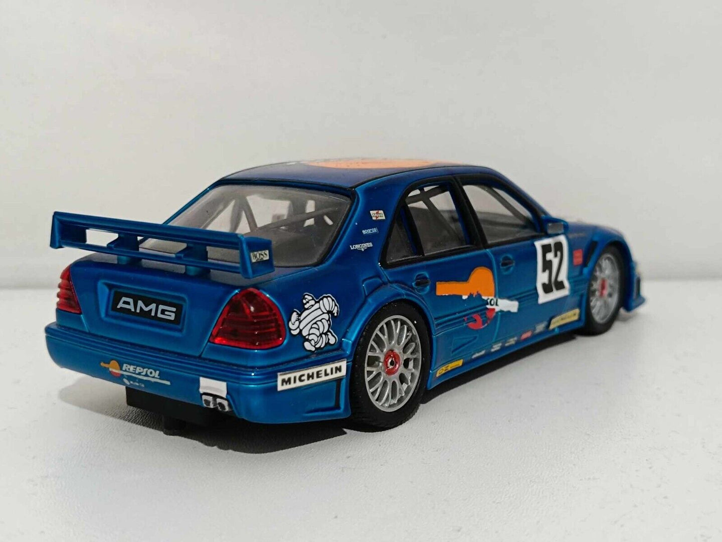 Mercedes Benz Classe C AMG DTM #52 - Famous Car 1:24 GM Shop