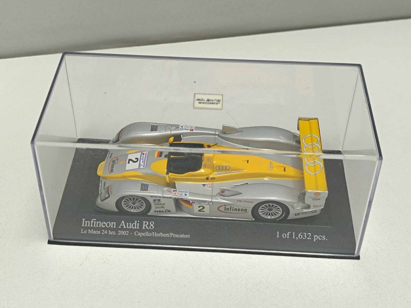 Infineon Audi R8 Le Mans 24 hrs 2002 #2 Limited Edition Minichamps 1:43 Usato