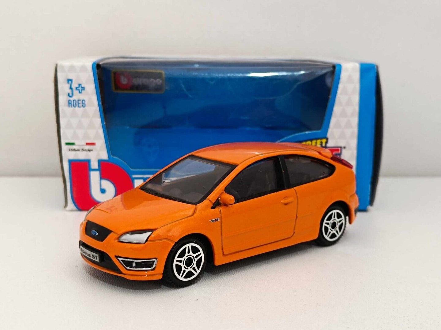 Ford Focus ST - Burago 1:43 GM Shop
