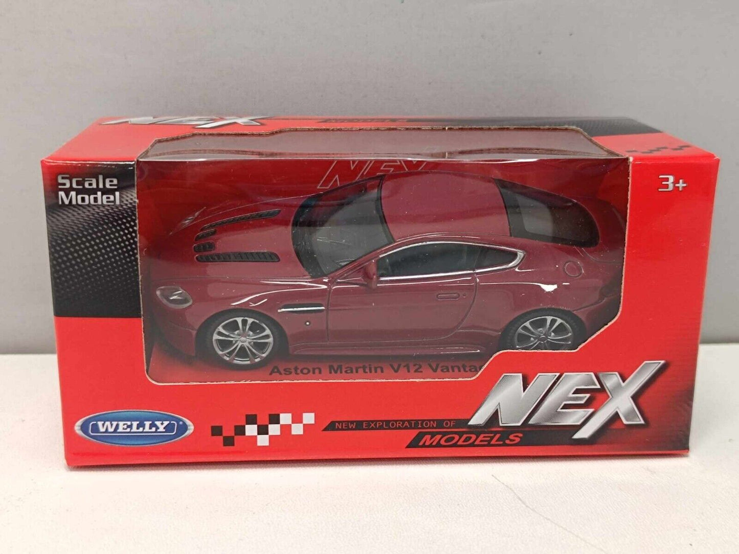 Aston Martin V12 Vantage 2006 Red Rosso - Welly Nex 1:43 Nuovo