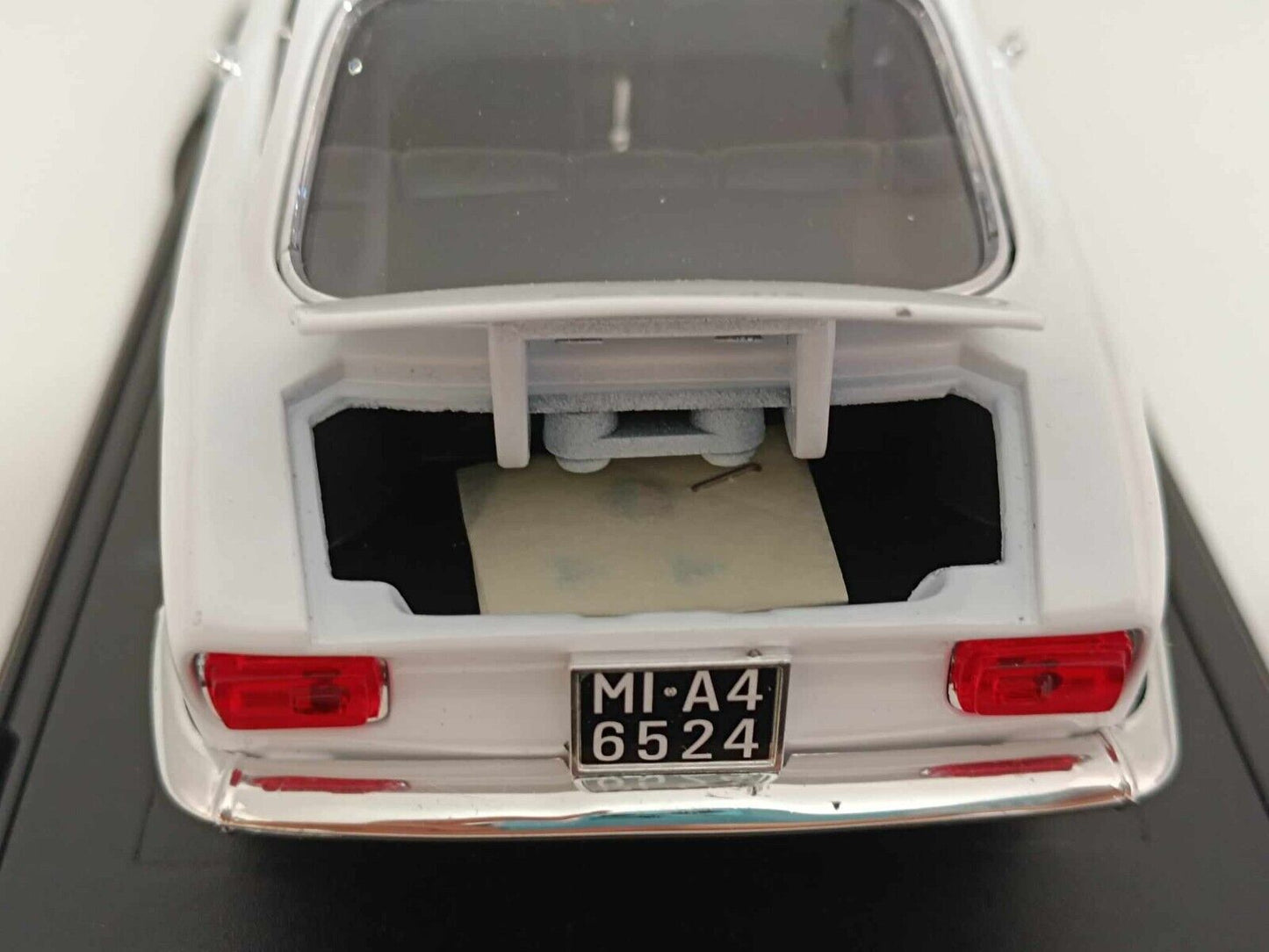 Alfa Romeo Giulia Sprint GTA 1965 - Road Signature 1:18 Very Rare Bianco GM Shop