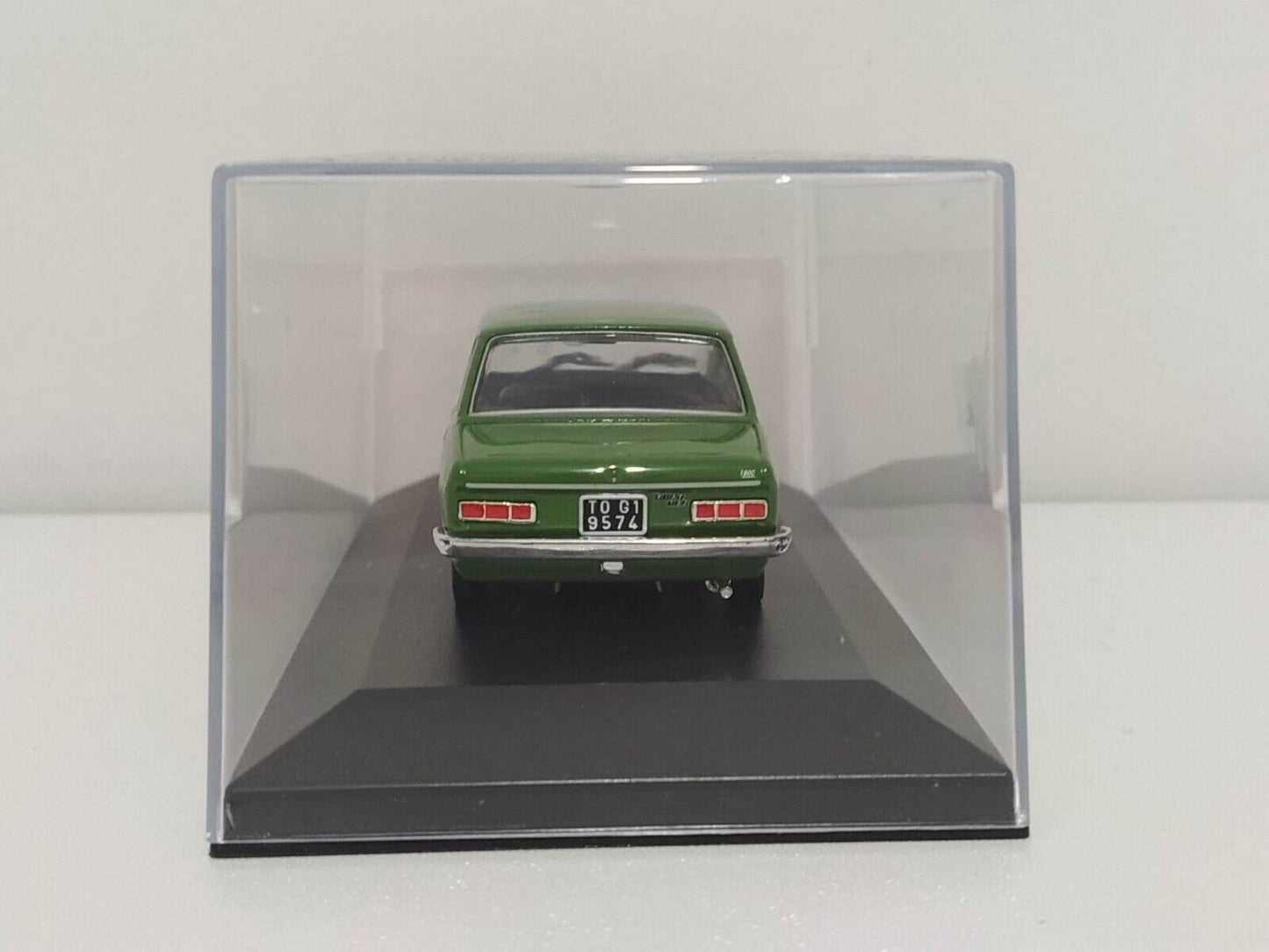 Fiat 132 - Edicola 1:43 GM Shop 