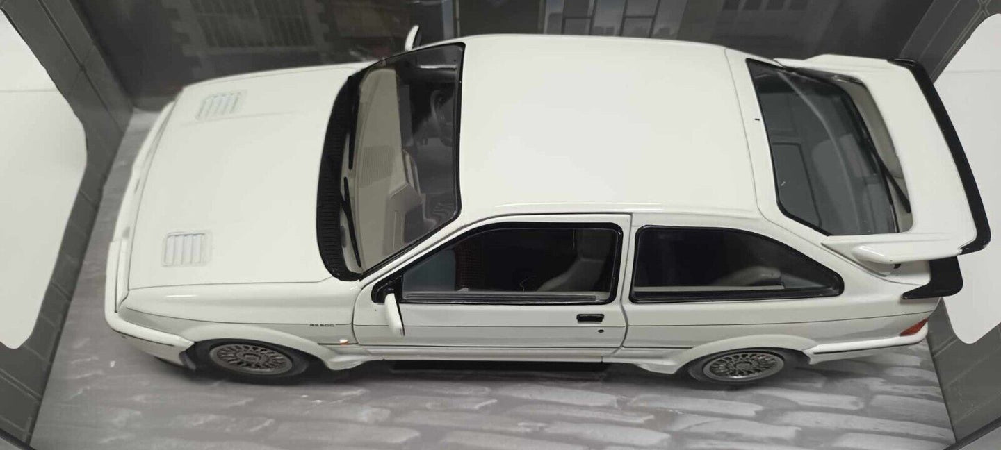 Ford Sierra RS500 1987 Bianco Solido 1:18 S1806104 Usato + Box GM Shop