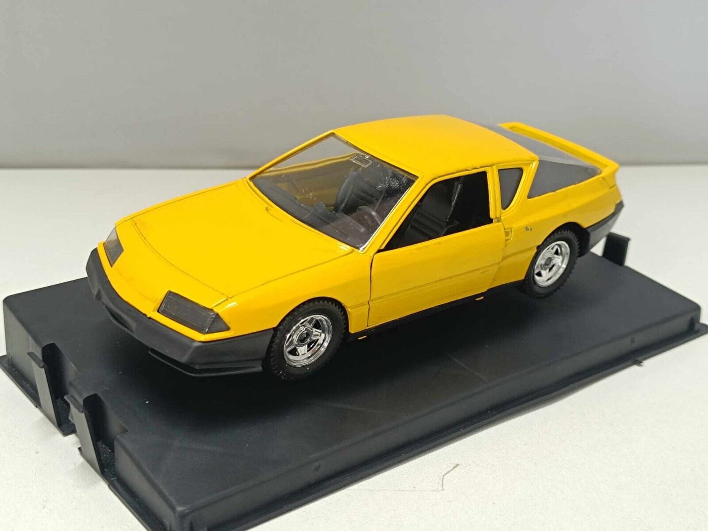 Renault Alpine Turbo Yellow 02304 - Polistil 1:25 Usato + Box no Decals