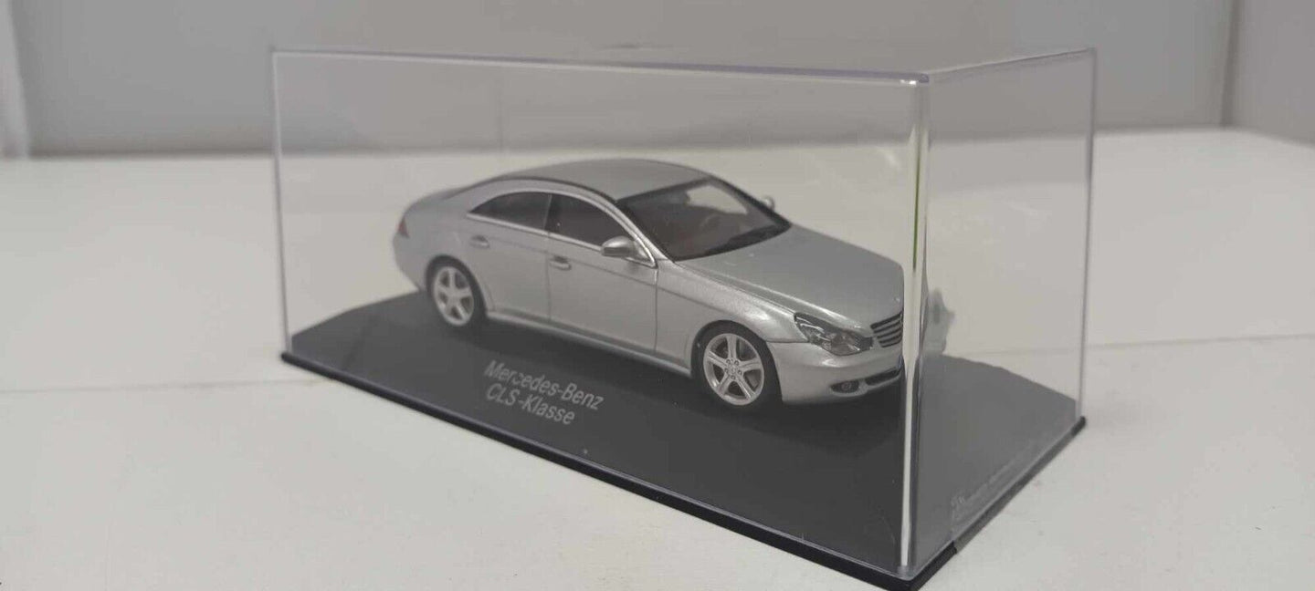 Mercedes-Benz CLS-Class Classe CLS Minichamps 1:43 Silver Usato + Teca