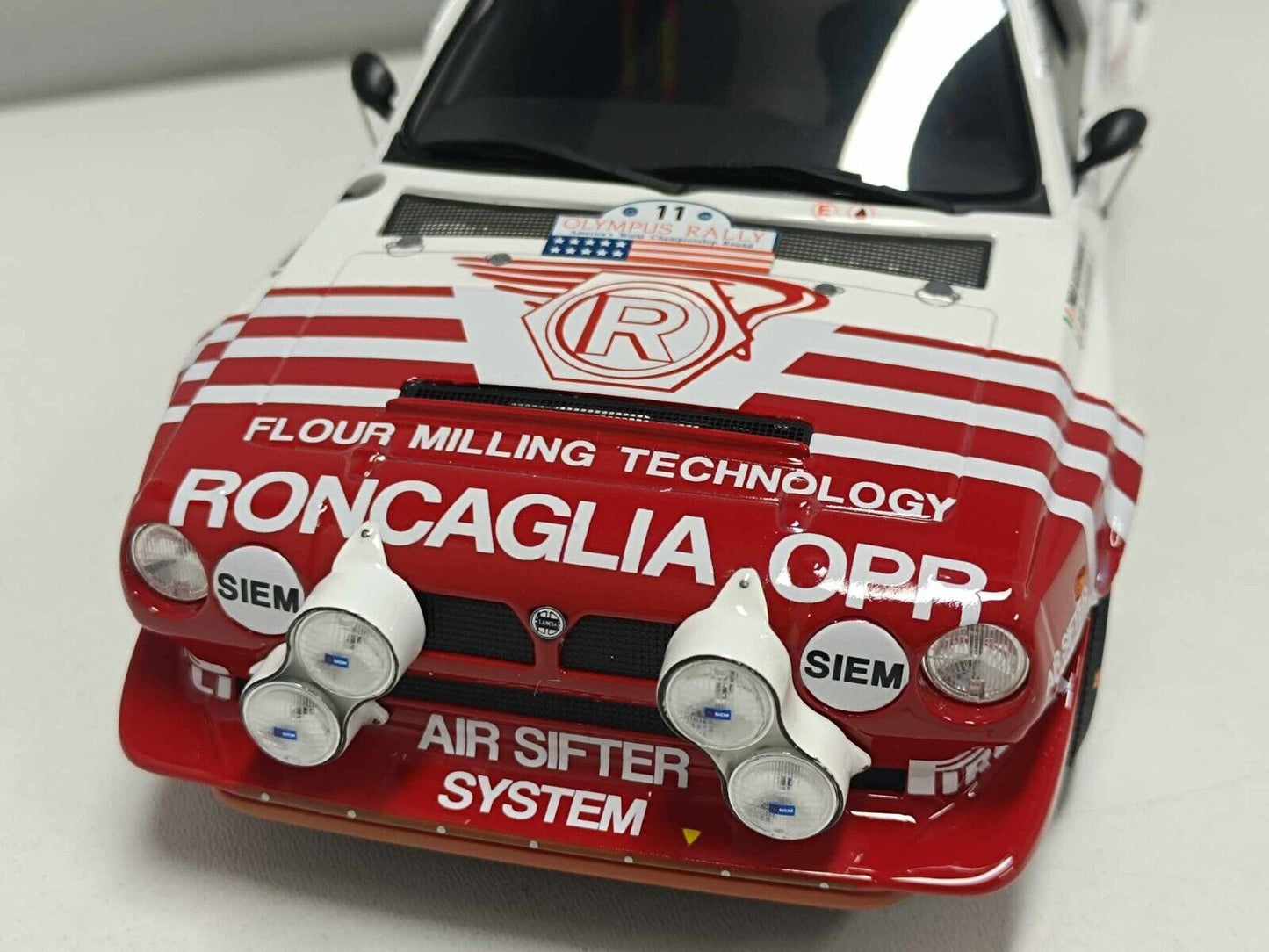 Lancia Delta S4 GR.B Olympus Rally 1986 - Ottomobile 1:18 Nuovo Limited
