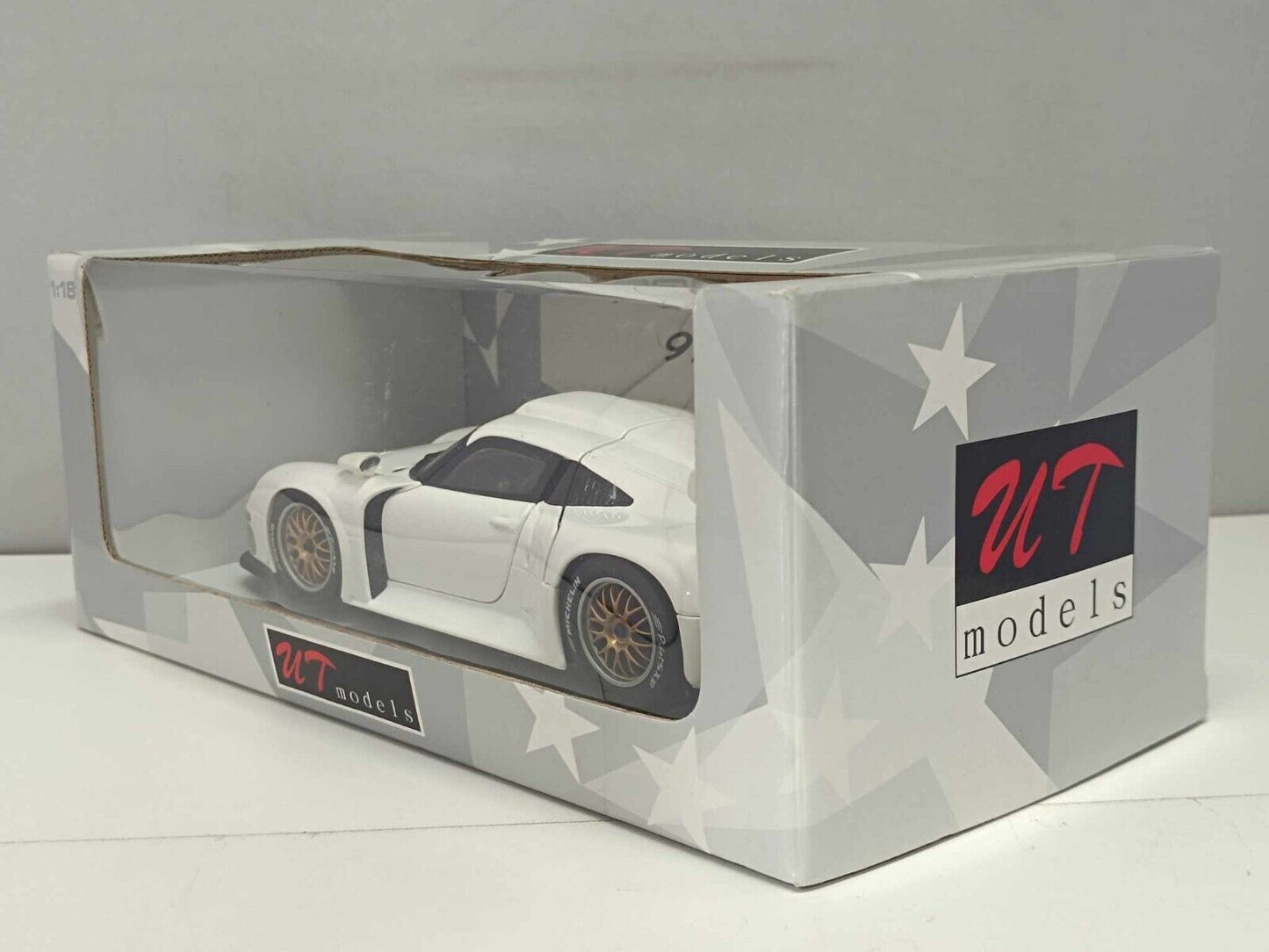Porsche 911 GT1 White 1996 - UT Models 1:18