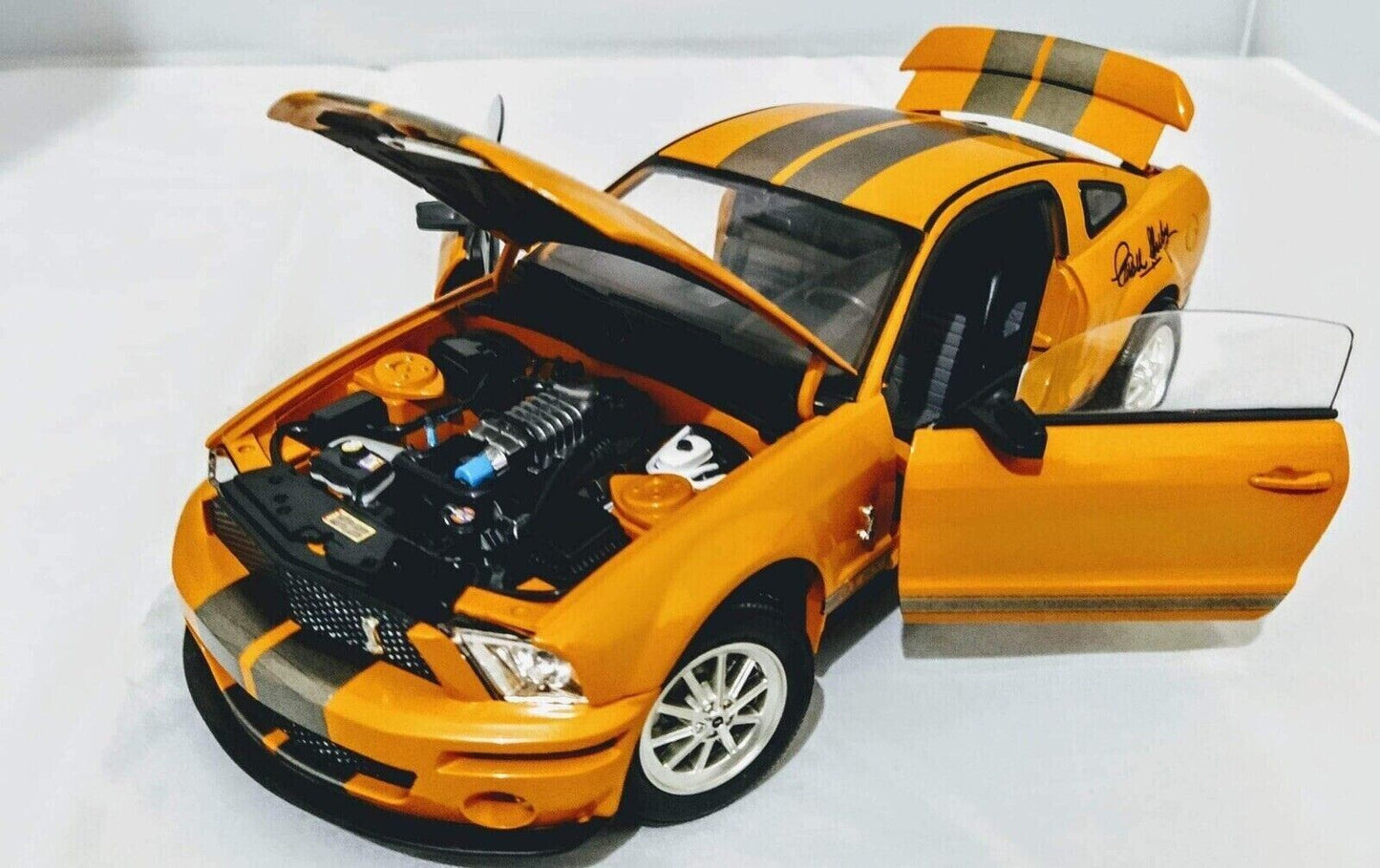 Shelby Mustang GT 500 40° Anniversario 2007 - Shelby Collectibles 1:18 - GM Shop