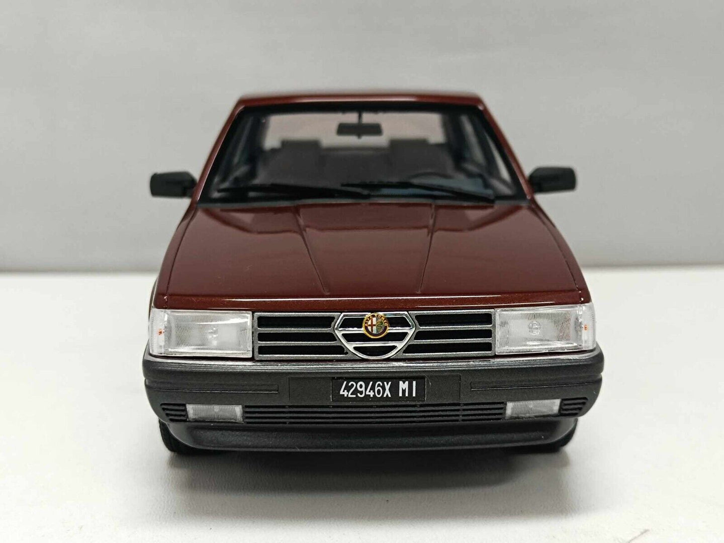 Alfa 90 2.5i Quadrifoglio Oro 1985 Opale Metallizzato Laudoracing 1:18 Usato
