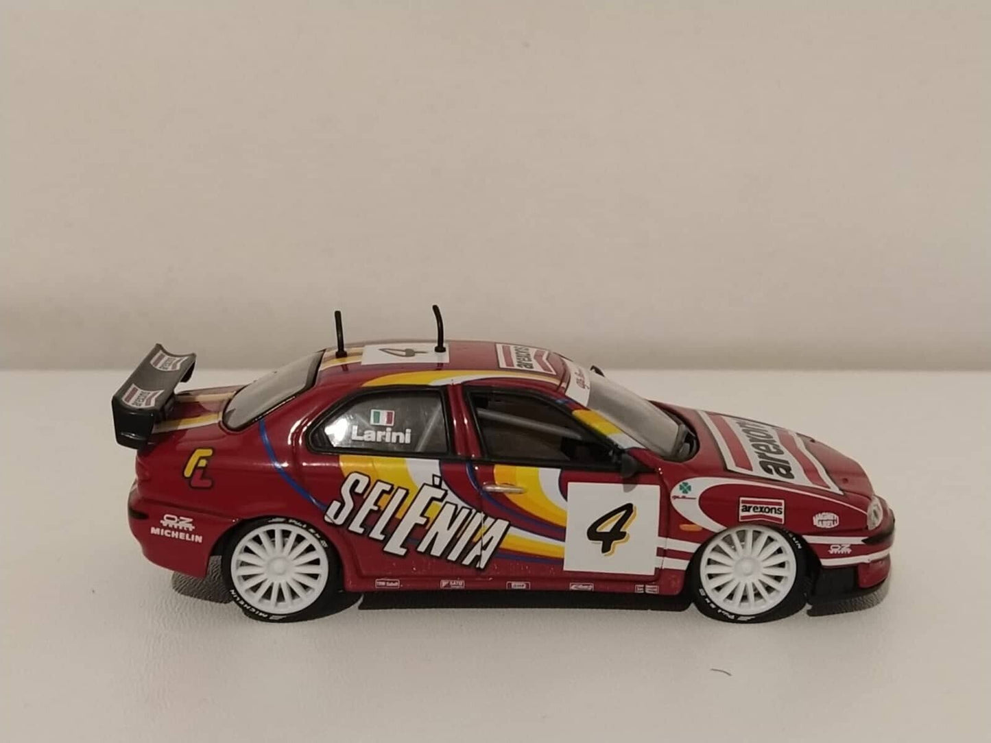 Alfa Romeo 156 Super Turismo Larini #4 - Solido 1:43 GM Shop