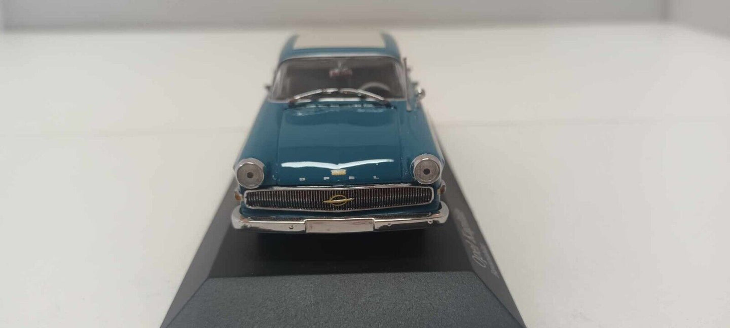 Opel Kapitan Bavariablau 1959 Blu Minichamps 1:43 Usato Limited Edition 3600 pcs