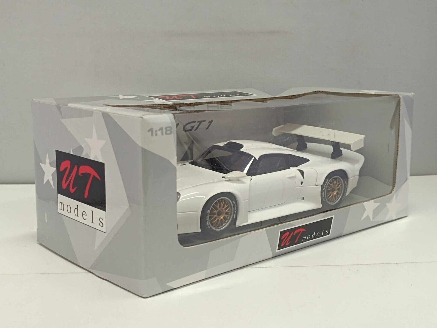 Porsche 911 GT1 White 1996 - UT Models 1:18