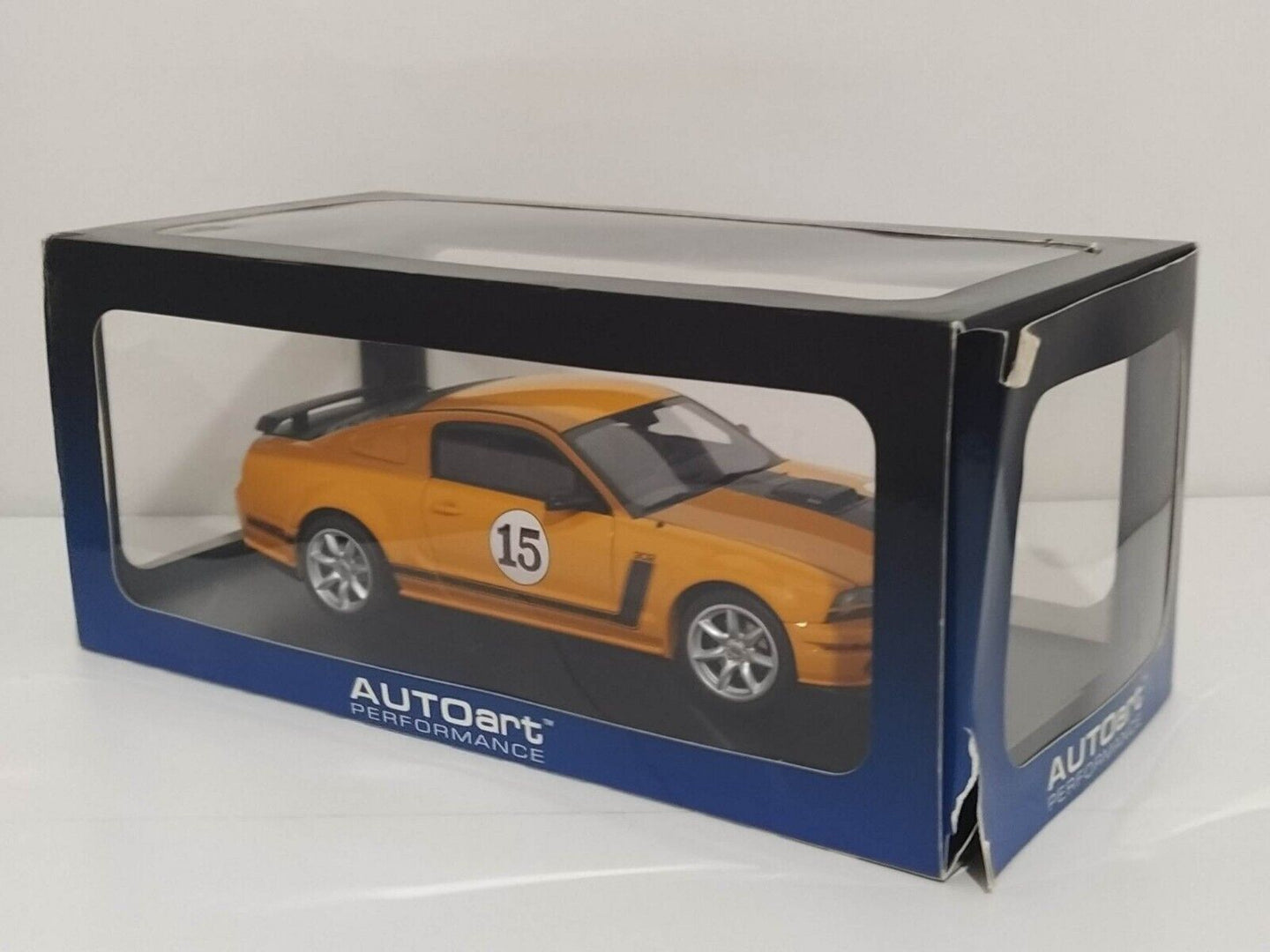 Saleen Mustang Parnelli Jones #15 2007 - Autoart 1:18